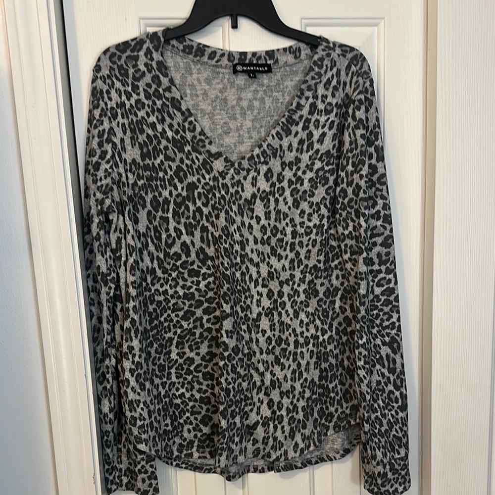 Cheetah Gray Black Long Sleeve Fitted Blouse